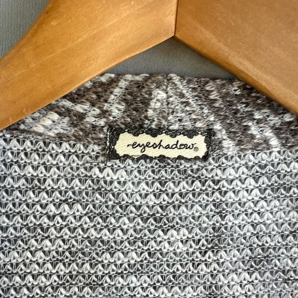 🎉5 for $45🎉 Eyeshadow cardigan sweater pullover size XL
